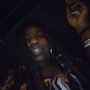 Meet your Posher, Schenika